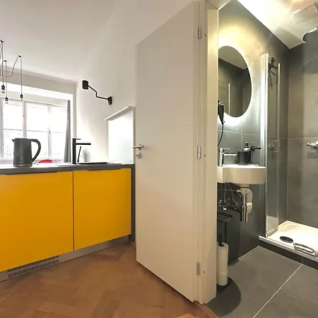 Botanique With Sauna By Homester Lägenhet *